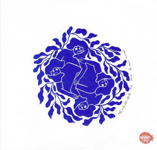 Quatre femmes qui s’enlacent, linogravure, la mère encrée 2024